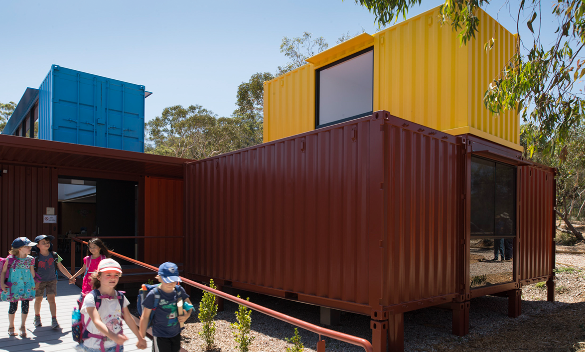 Benefits of Mobile Storage Containers for Schools
